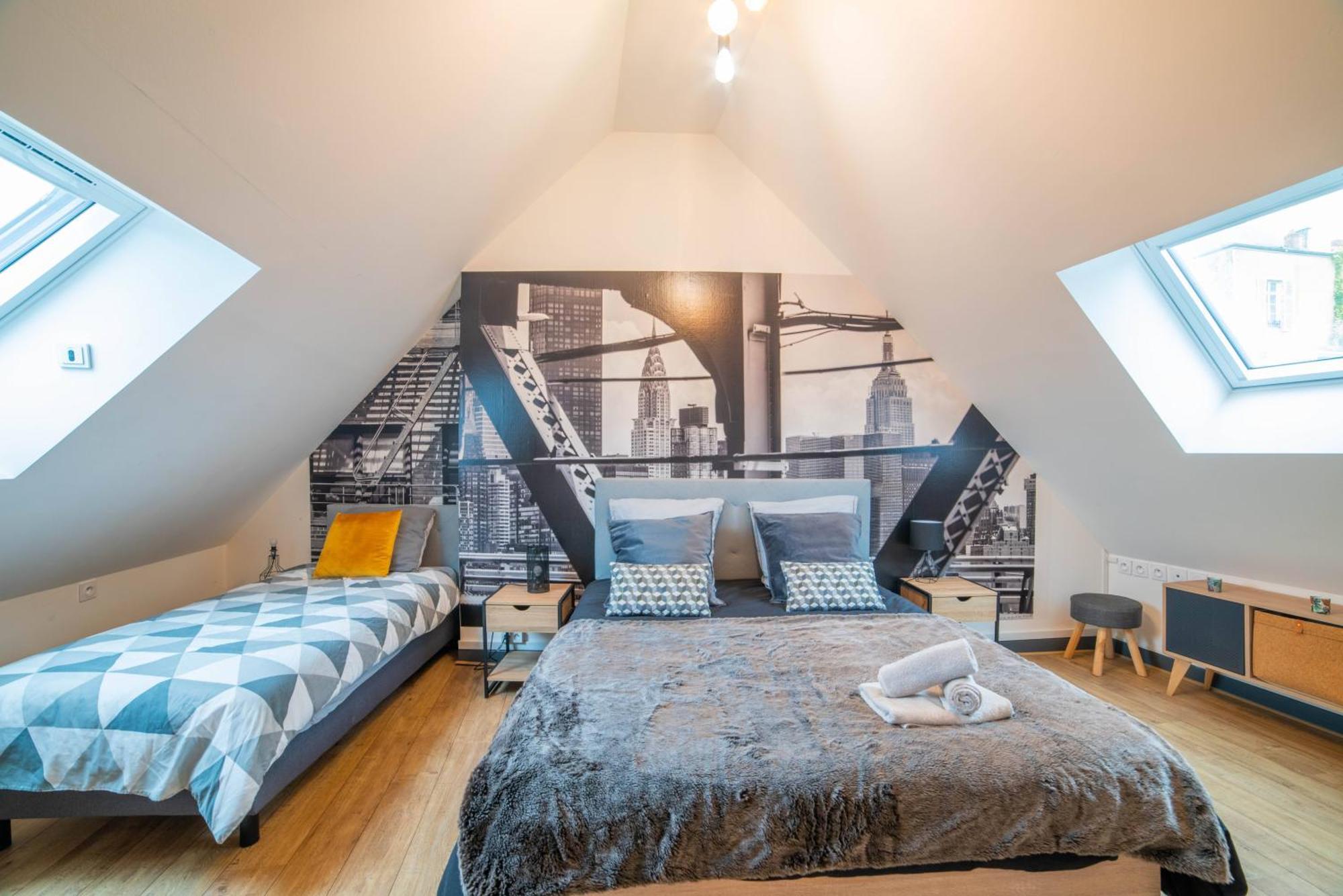 Tout Simplement New York Bourges Ngoại thất bức ảnh